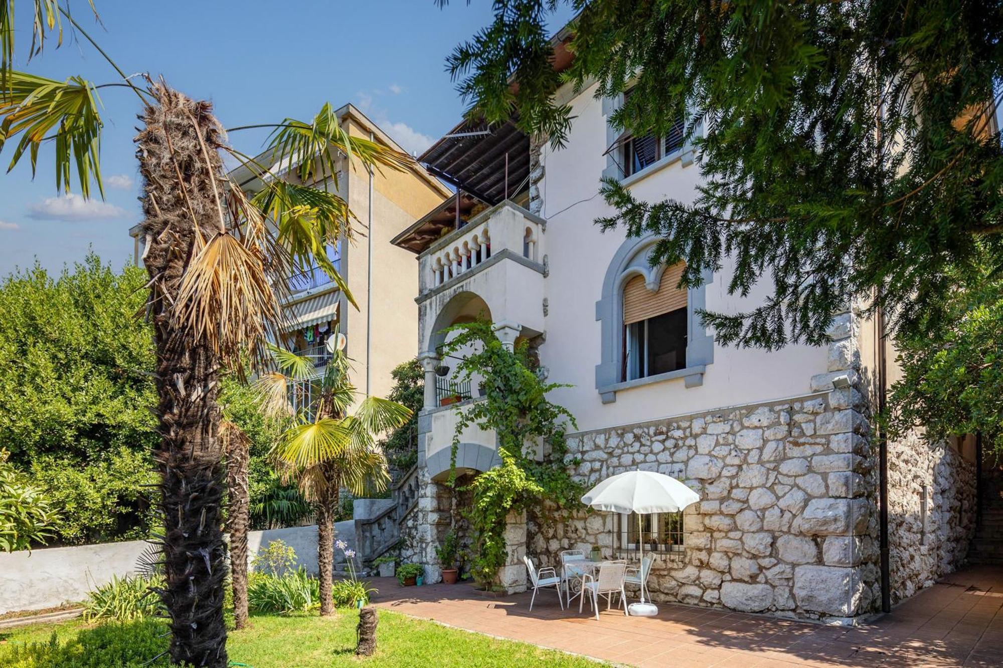 City Apartment With Garden - Happy Rentals Rijeka Exterior photo