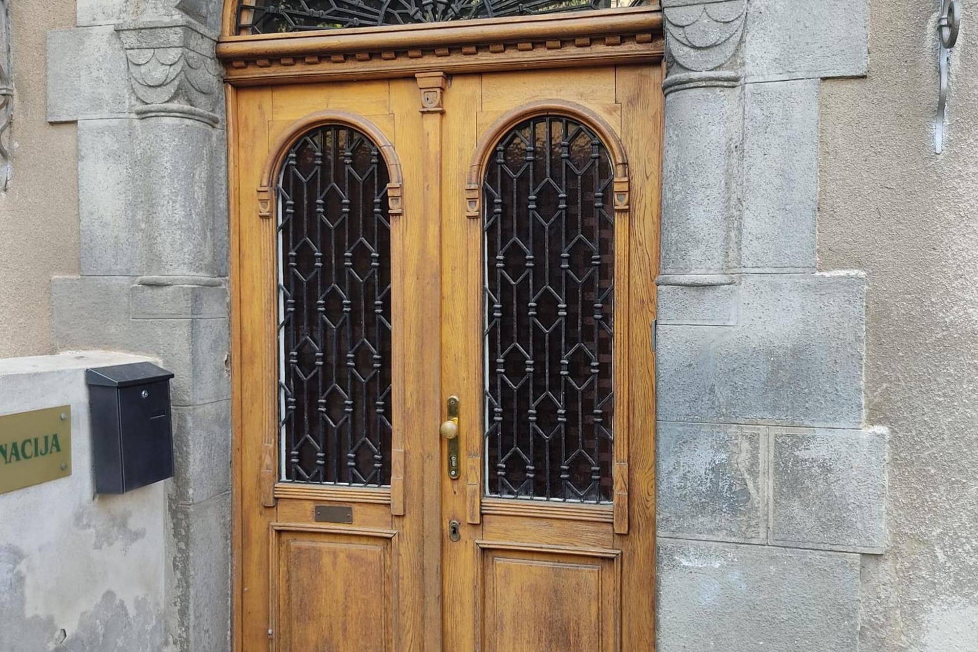 City Apartment With Garden - Happy Rentals Rijeka Exterior photo